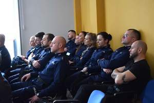 Policjanci podczas odprawy rocznej w nowosolskiej jednostce.